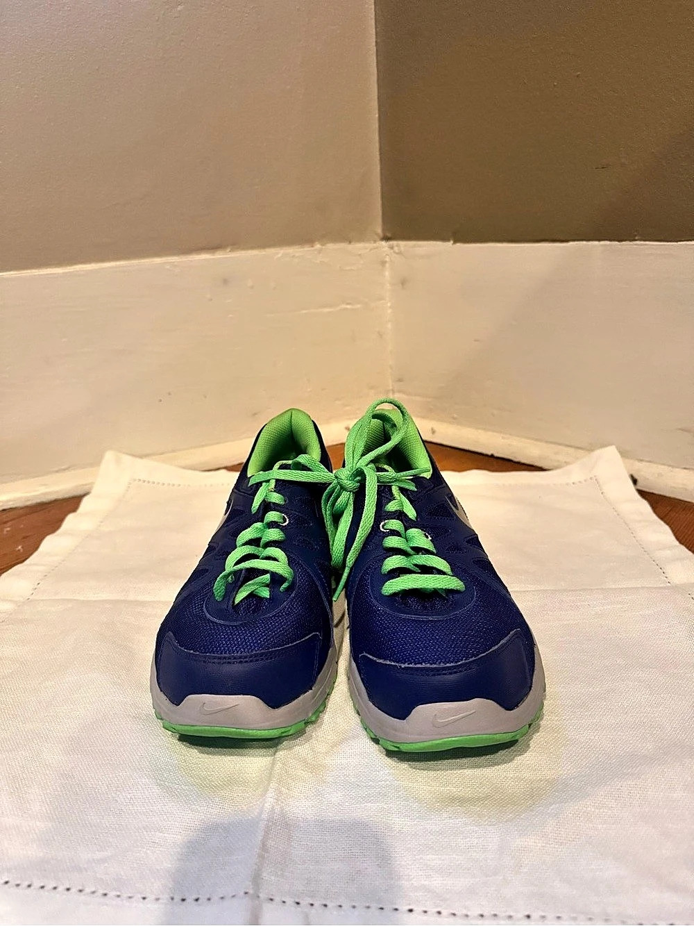 Nike Revolution Kids Sneakers Blue & Green Girls US 5Y
